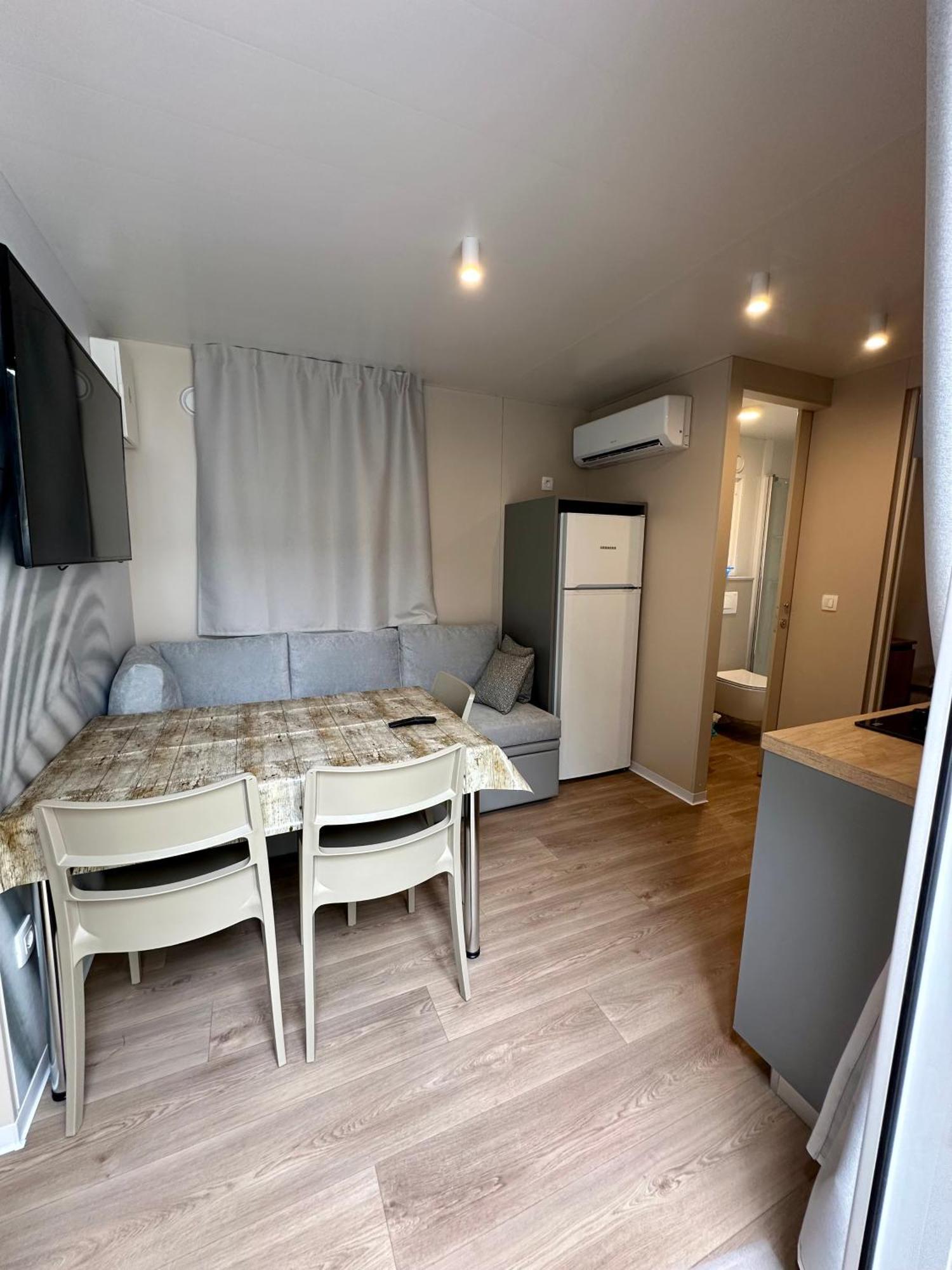 Kamp Slanik Mobile Homes Lovrečica Exterior foto